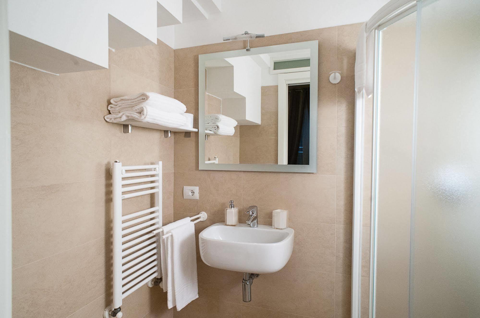 ヴェローナ ヴェロナンティカ B ＆ B Bed & Breakfast エクステリア 写真